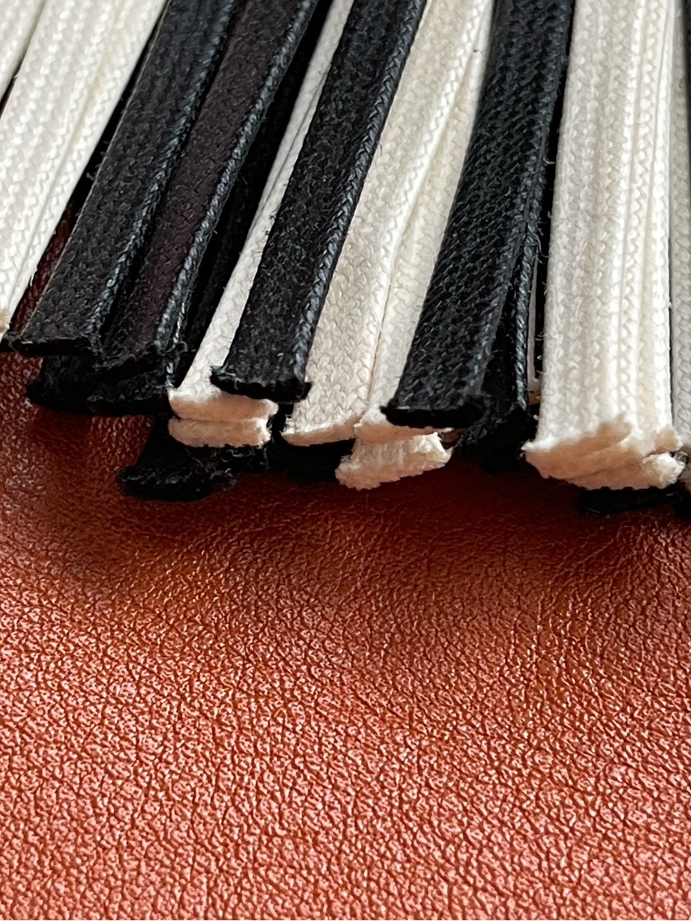 ULLA JOHNSON Albers Leather Tote - Picture 16 of 16